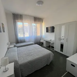 gaslini-sea-house.hotelitalianriviera.com/